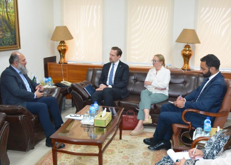 Pakistan prioritizes value-added exports to boost foreign exchange: Jam Kamal