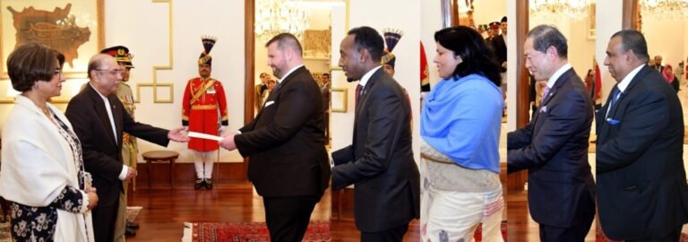 Envoys from Five Nations Present Credentials to President Zardari