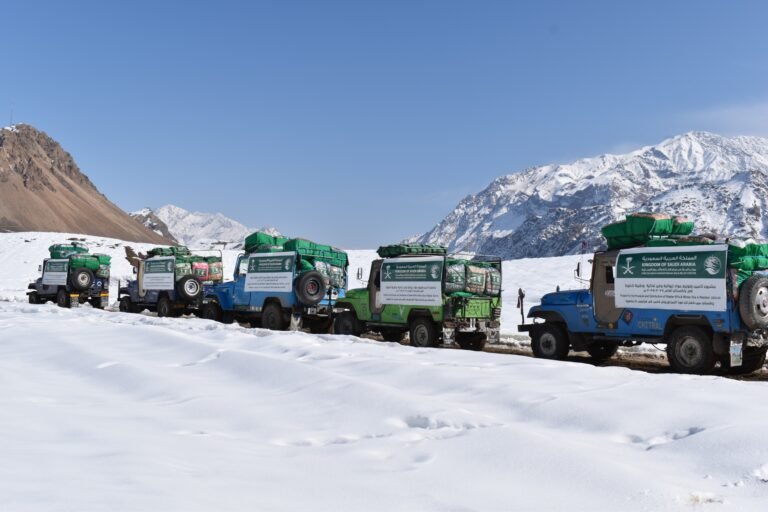 KSrelief Completes Distribution of 50,000 Winter Kits in Pakistan