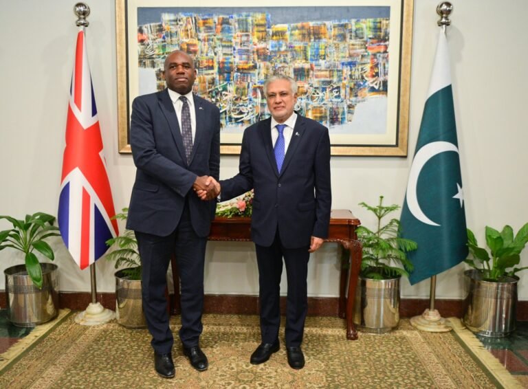 UK Foreign Secretary Visits Islamabad, Reaffirms Commitment to Strengthening Ties with Pakistan