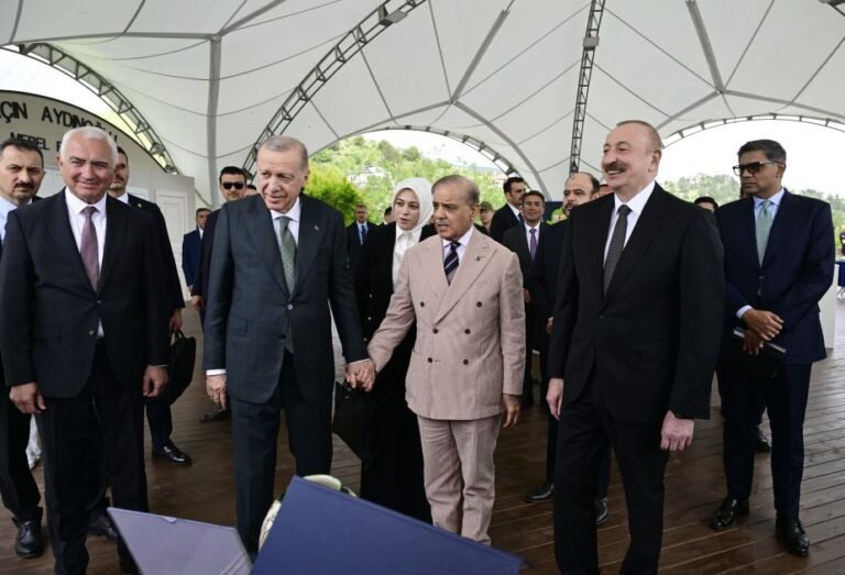 President Ilham Aliyev, President Erdoğan, and Prime Minister Shehbaz Sharif Visit Lachin Promenade to Mark Azerbaijan’s Independence Day